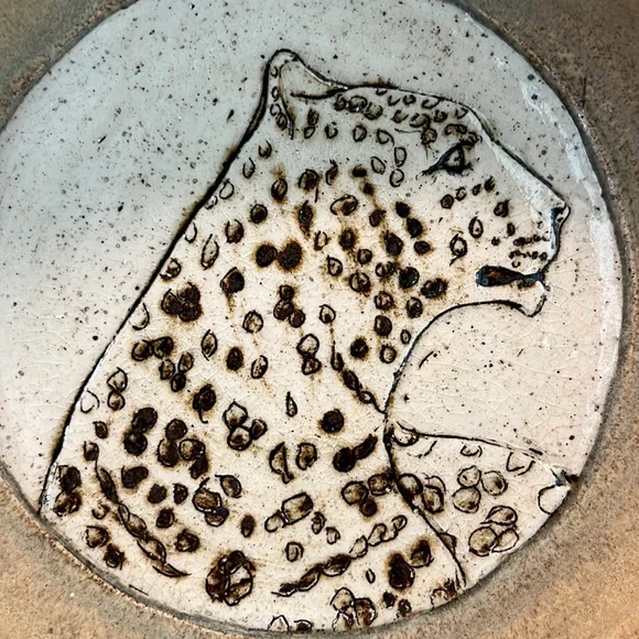 Leopard Dish - Picture 3 of 7